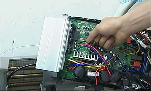 宁明美的空调电话是多少